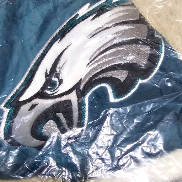 Philadelphia Eagles Plush Embroidered Santa Claus Hat Unisex NWT - Picture 4 of 10